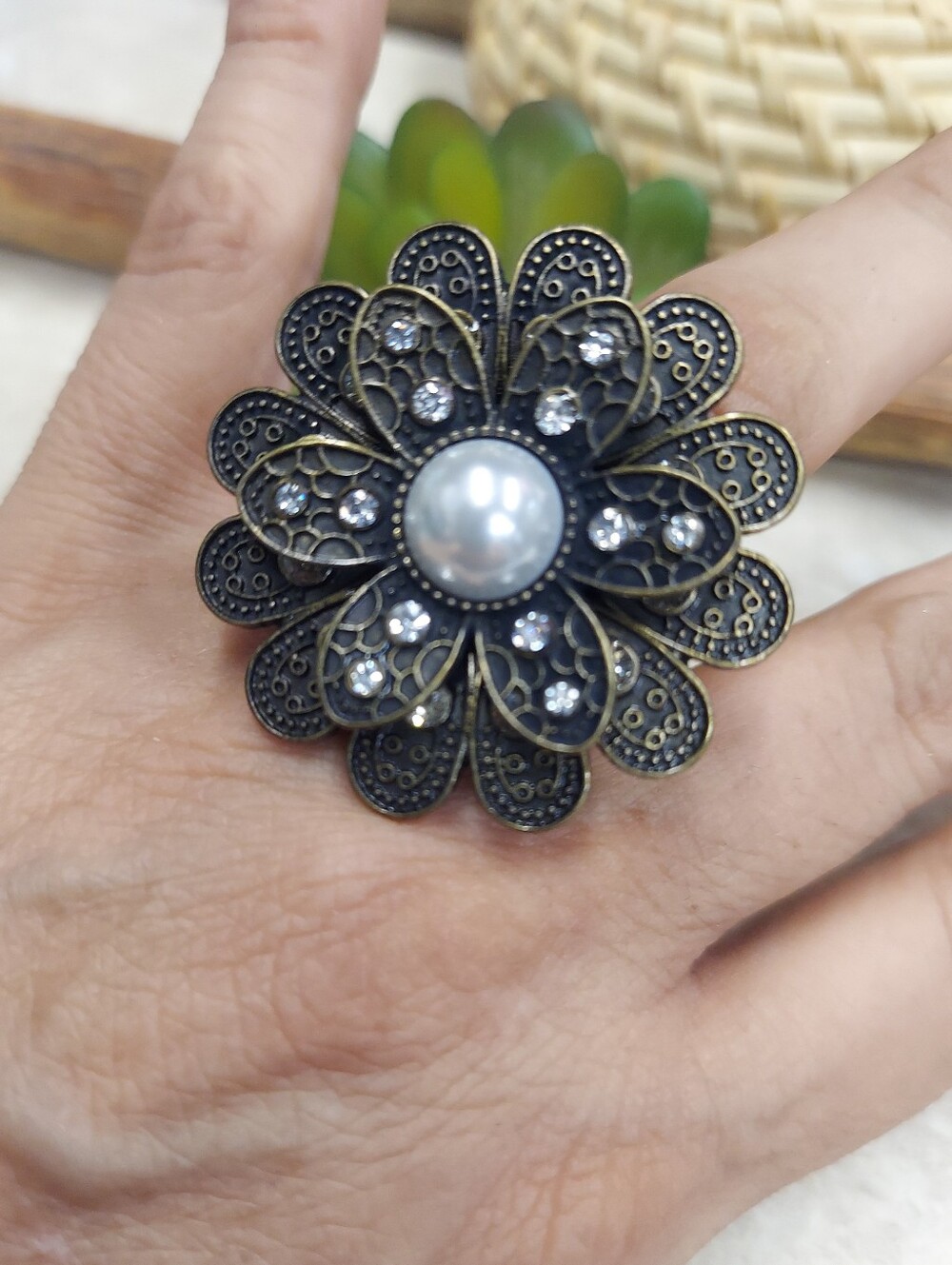R303 Antiqued Stretch Flower Crystal Pearl Statement Ring Choice Women Jewelry